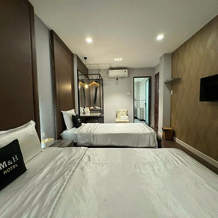 M&H Hotel Ho Chi Minh-stad Buitenkant foto
