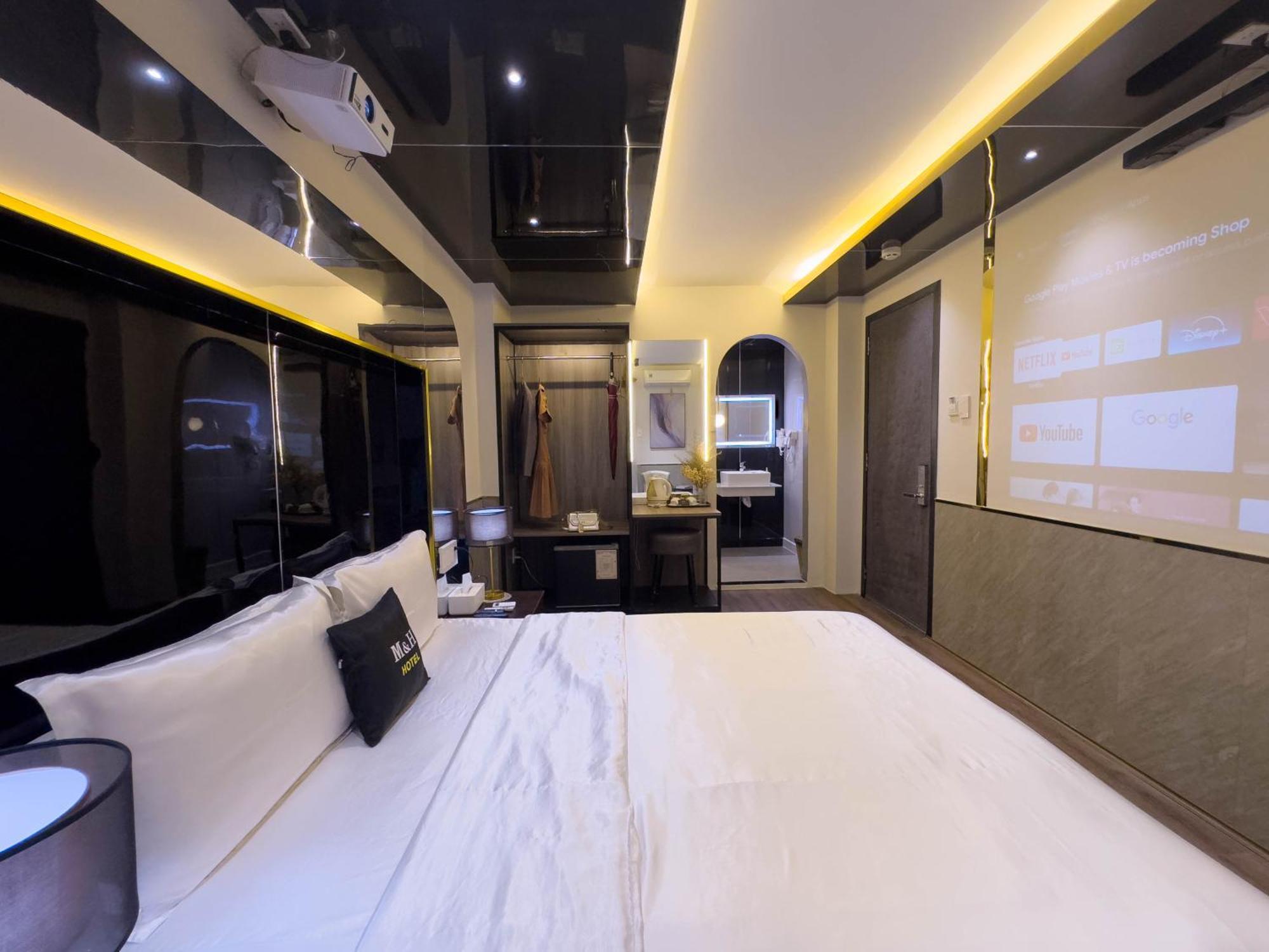 M&H Hotel Ho Chi Minh-stad Buitenkant foto