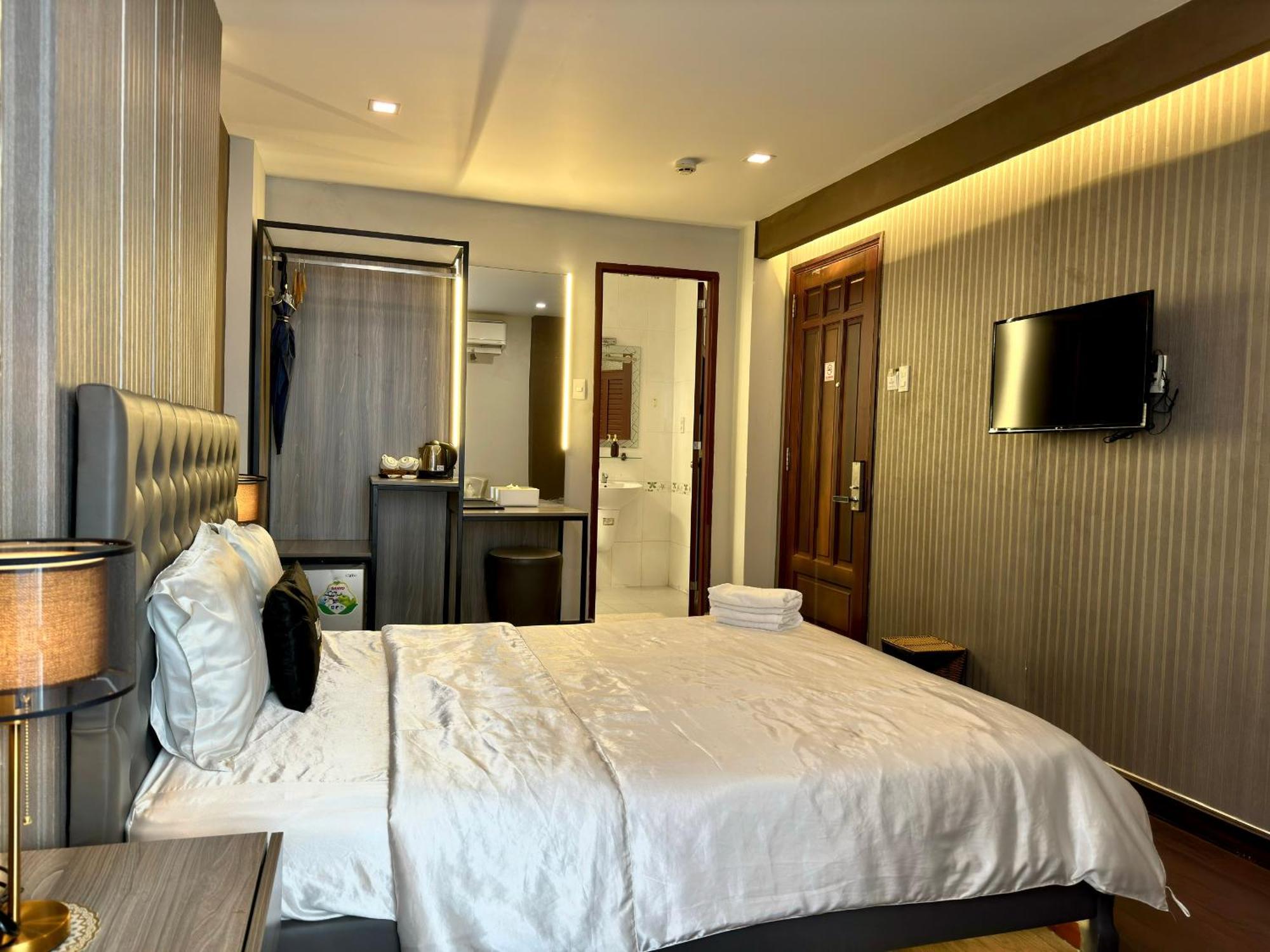 M&H Hotel Ho Chi Minh-stad Buitenkant foto